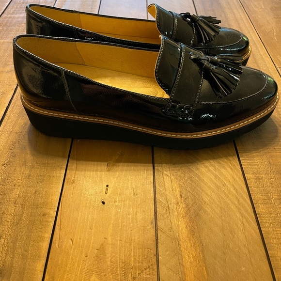 Naturalized Patent Leather Platform Loafers - Picture 5 of 5